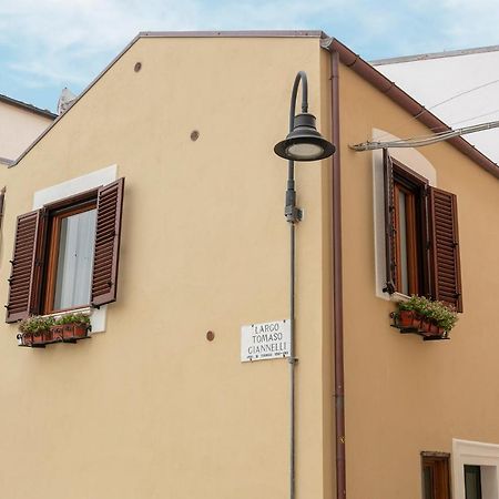 Iamartinoapartments Termoli Exteriör bild
